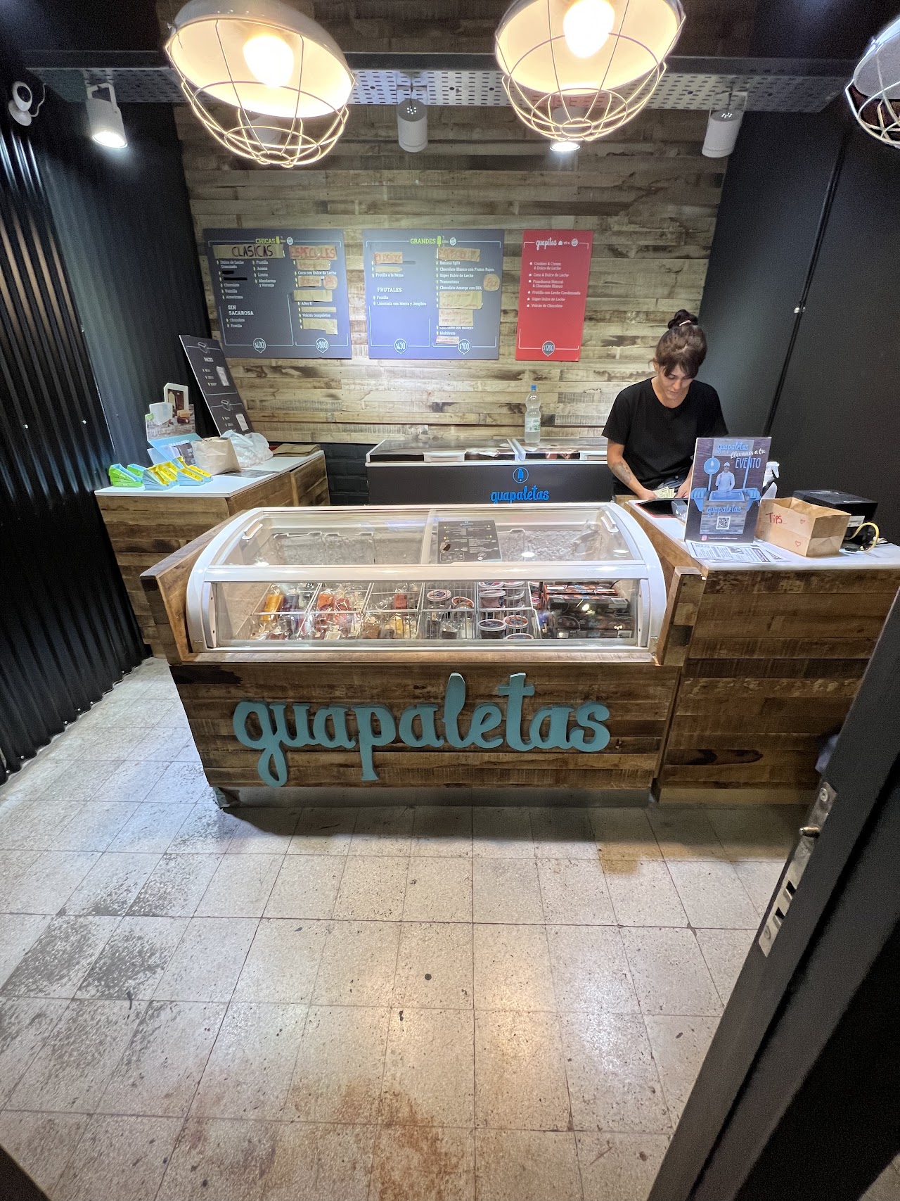 Variety of paletas